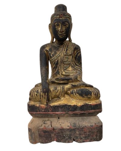 Grand bouddha en bois sculpté
