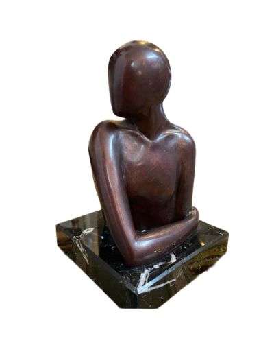 Sculpture en bronze à patine brune