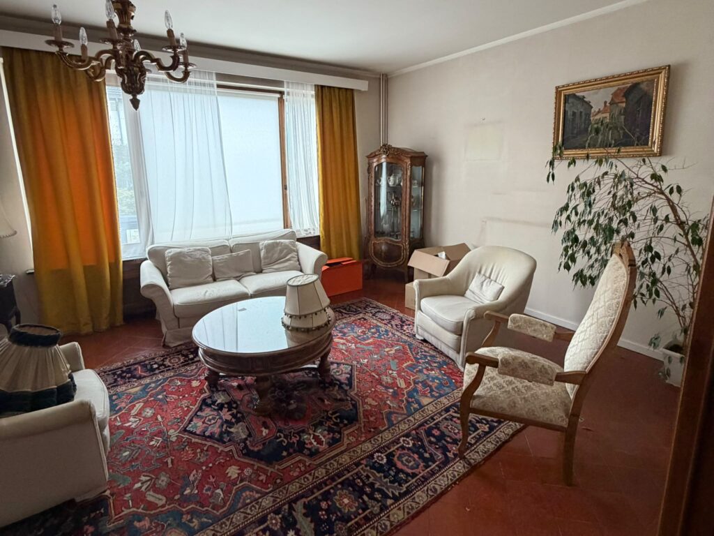 Salon d'une maison à Uccle avant un débarras - Vide Maison Fares, Bruxelles